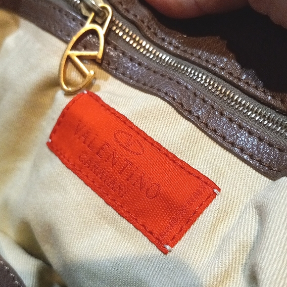 Valentino Garavani bag - Picture 10 of 14